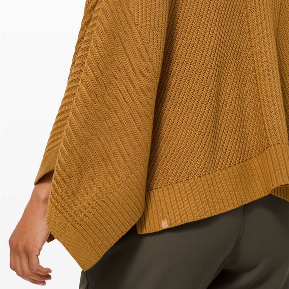 Lululemon Softer Still Wrap in Spiced Bronze - Picture 4 of 14